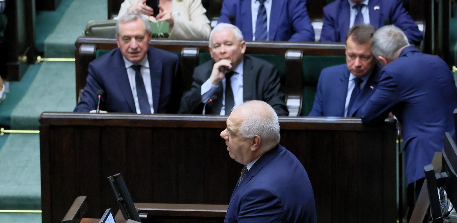 Mamy święta, a pan kłamie! Politycy pokłócili się w studiu telewizyjnym. „PiS wyśle wojsko do Zatoki Perskiej!”