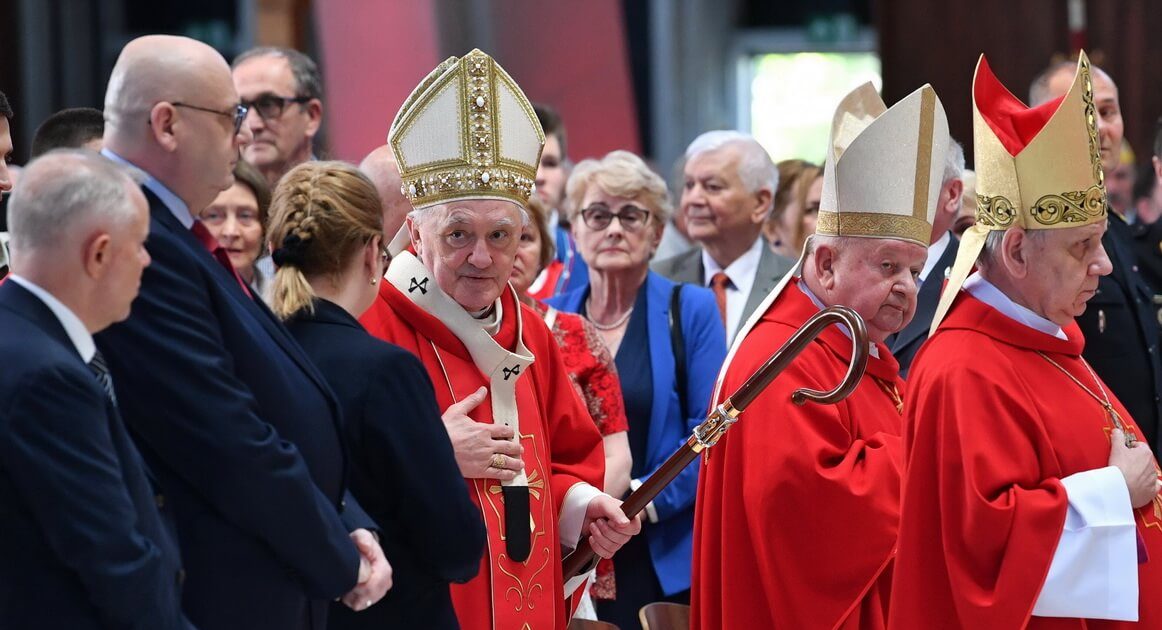 Episkopat apeluje do MEN. Biskupi chcą zmian w organizacji religii w szkołach