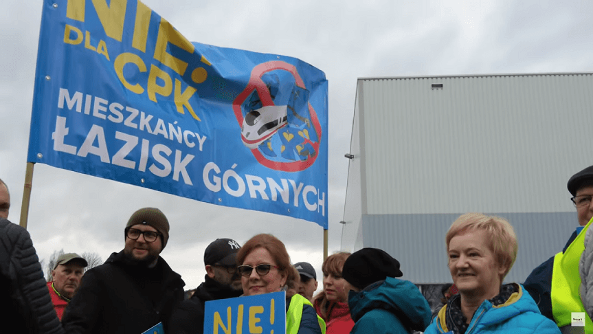 Zdjęcie do postu: W Mikołowie nie chcą CPK. „Ten projekt zabiera nam domy, złodzieje!”