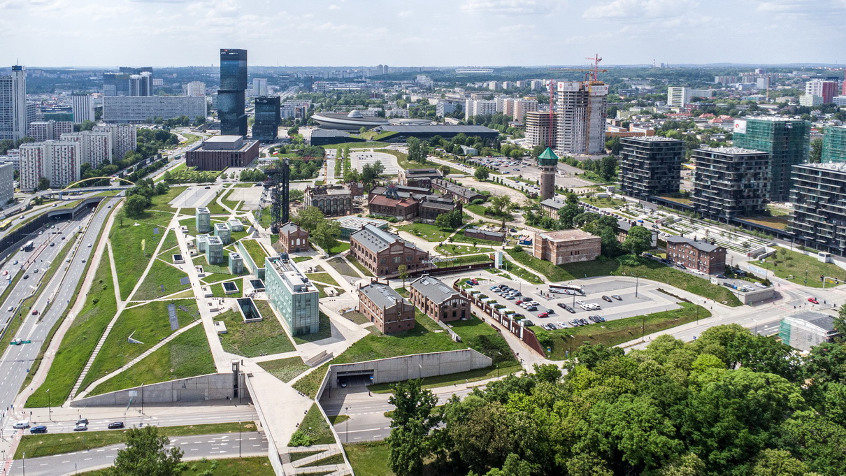 Katowice: od dziś obowiązuje strefa czystego transportu wymuszona przez ministerstwo klimatu i środowiska