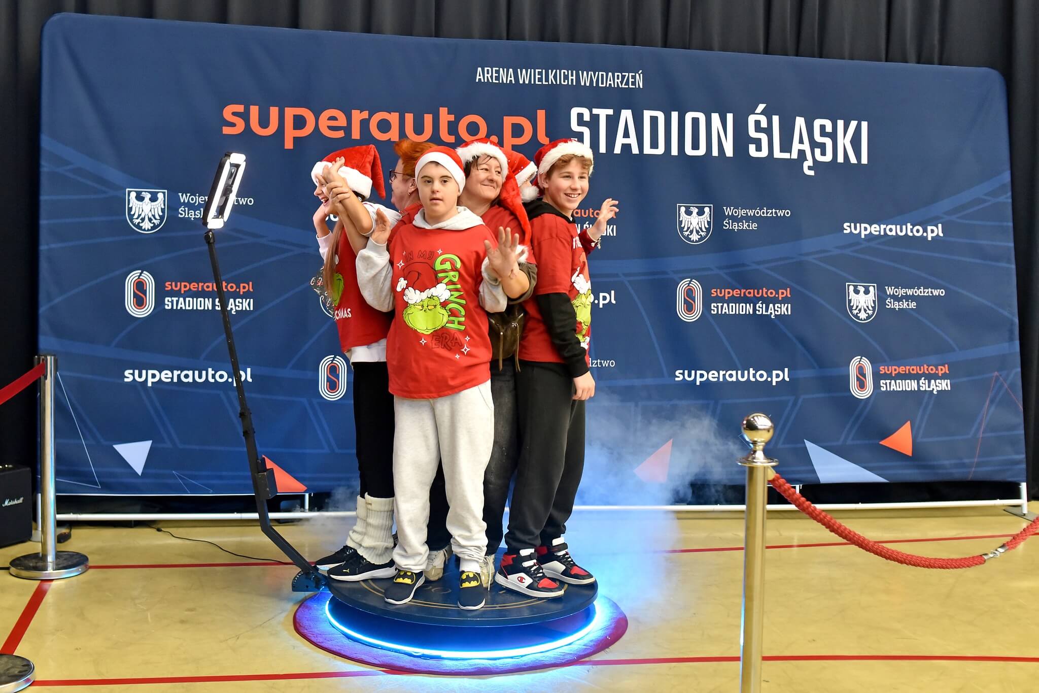 Mikołajki na Sportowo na Superauto.pl Stadionie Śląskim