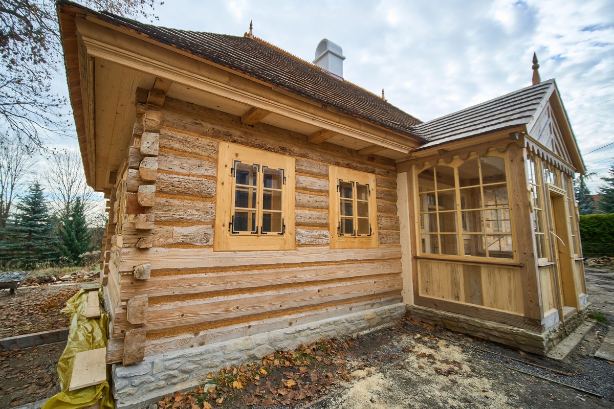 Prace konserwatorskie przy Wikarówce zakończone