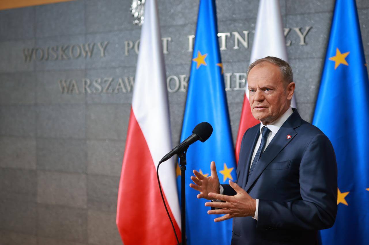 Dosadne słowa w sieci. Premier kontra politycy opozycji. Maski opadły?