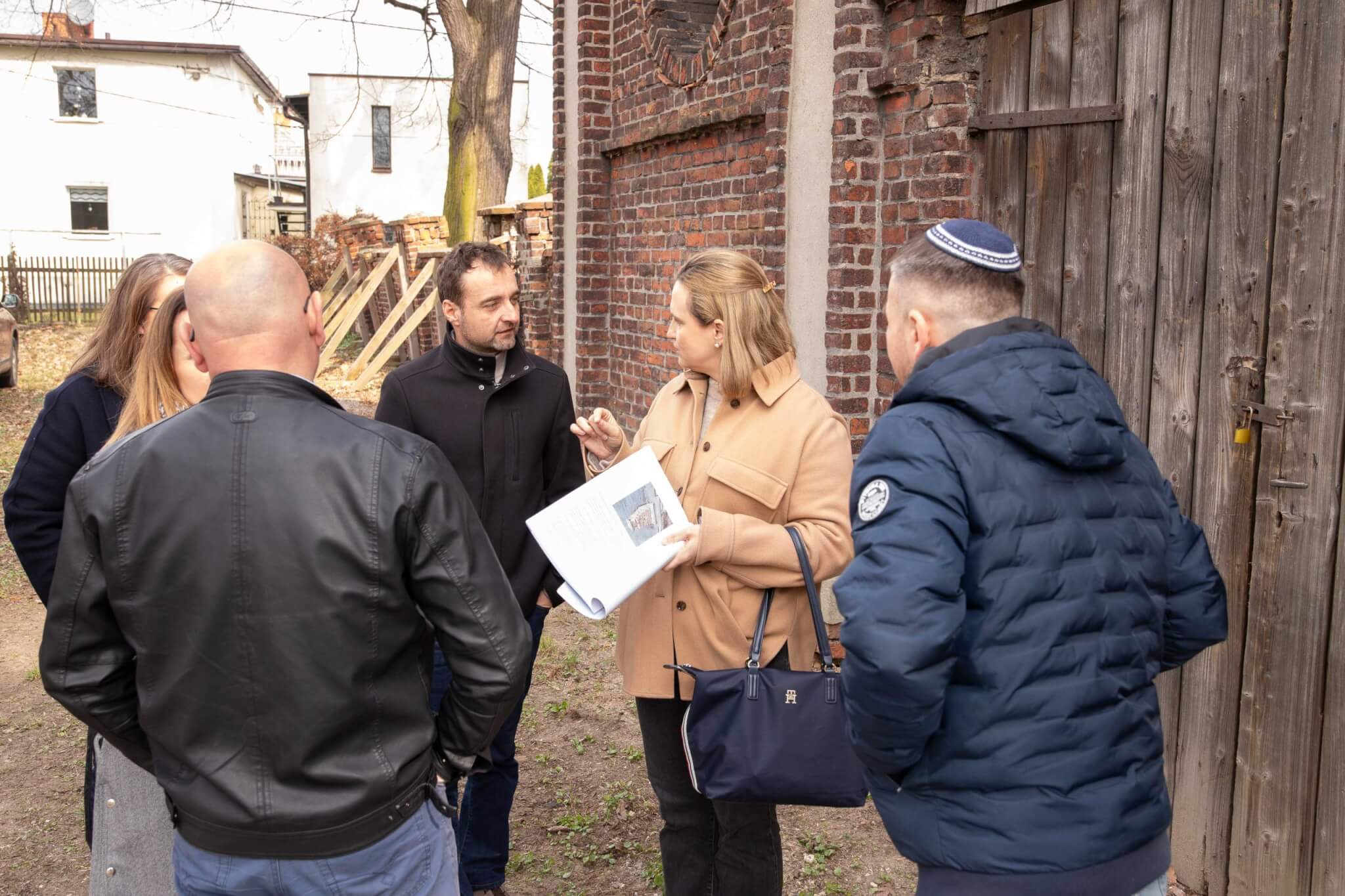 Zakończono I etap prac przy domu przedpogrzebowym na cmentarzu żydowskim w Pszczynie