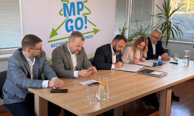 Rusza budowa farmy fotowoltaicznej w Sosnowcu