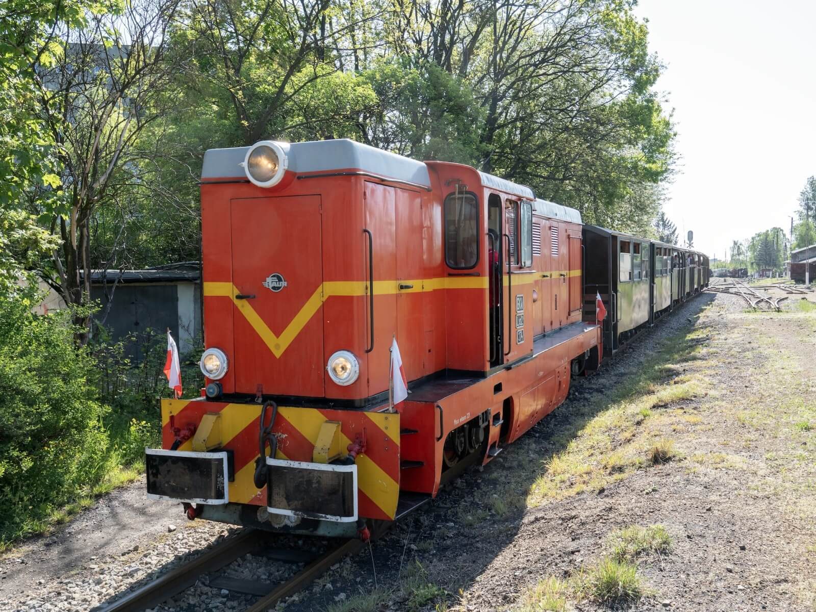 Górnośląskie Koleje Wąskotorowe wjeżdżają w nowy sezon