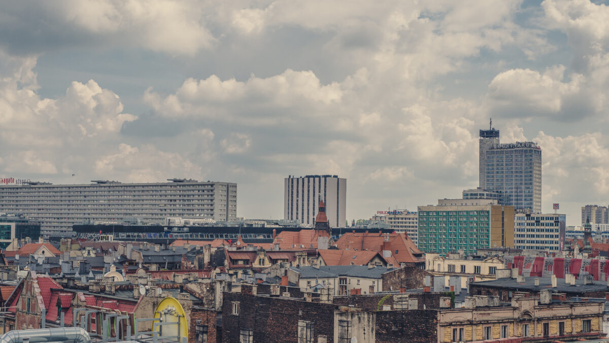 Metropolia przyspiesza termomodernizację budynków komunalnych