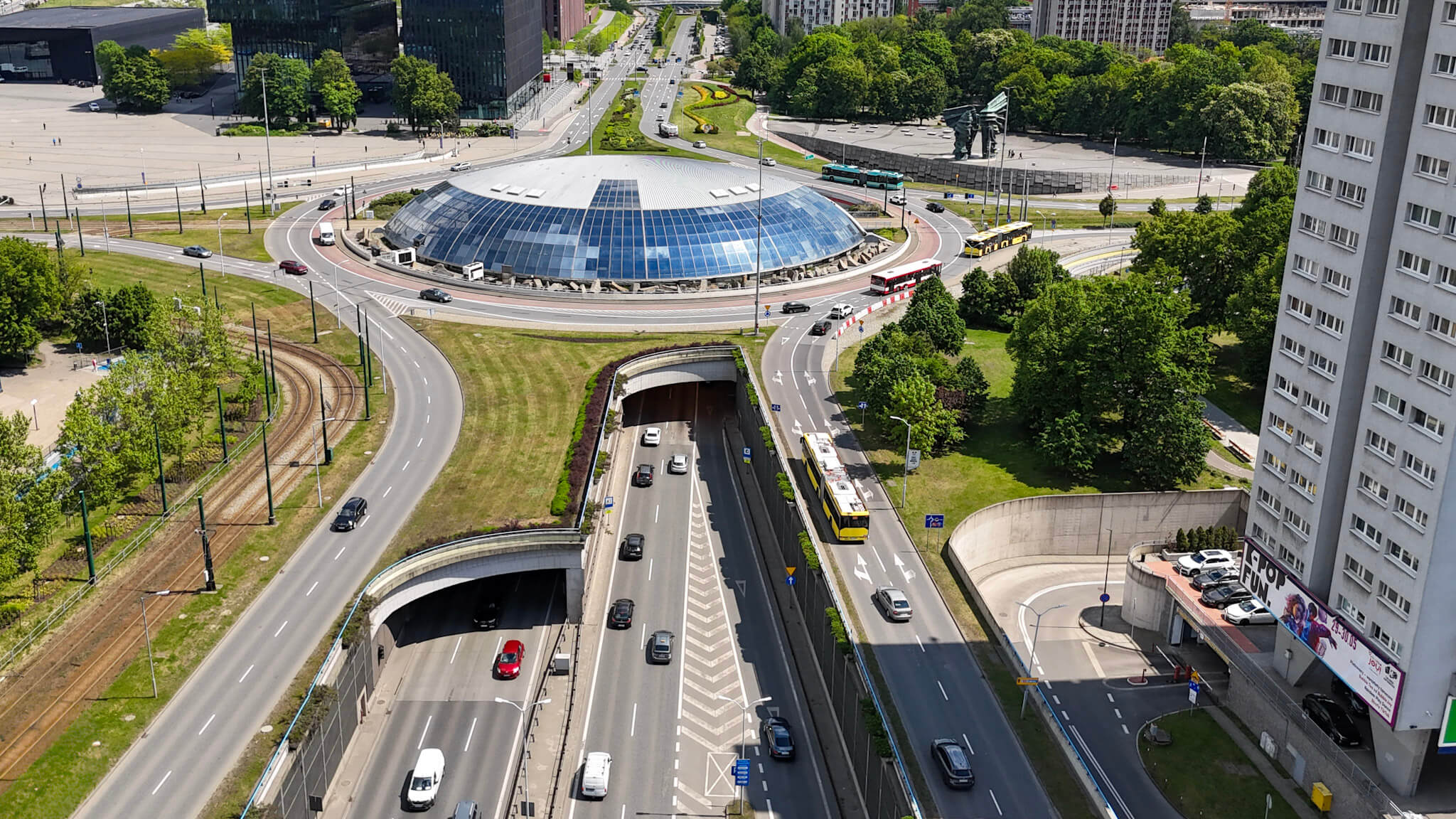 Blisko 2,5 mln zł na modernizacje katowickiego tunelu i kopuły znajdującej się na rondzie gen. Ziętka
