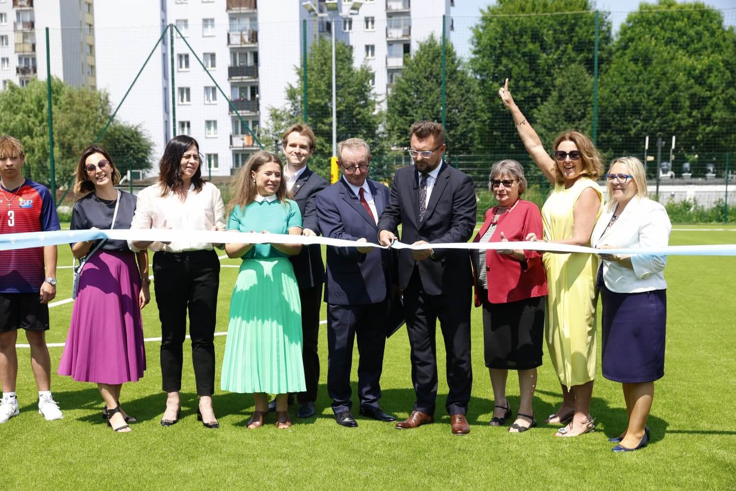 SP 54 w Giszowcu z nowoczesnym kompleksem boisk