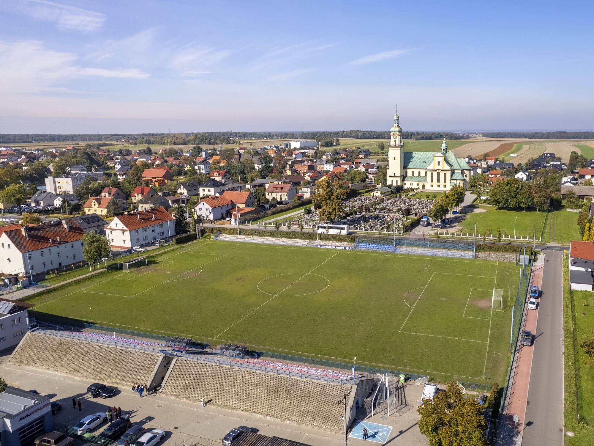 Gliwice: Osiem ofert na budowę Orlika przy ul. Fizyków