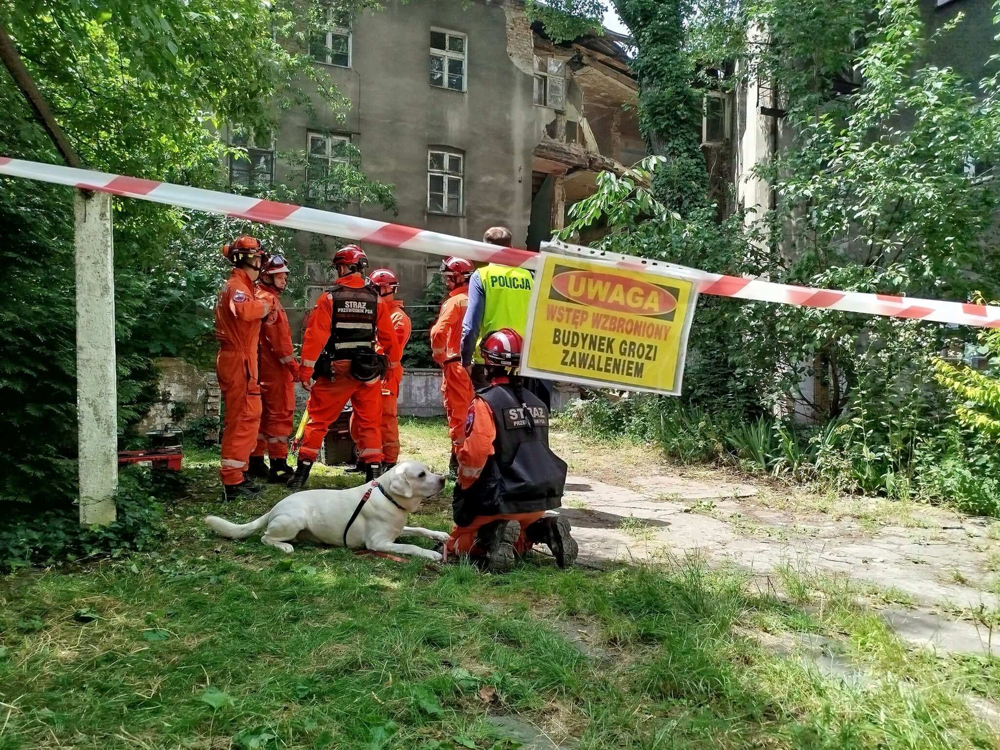 Na ul. Małachowskiego w Będzinie doszło do zawalenia części kamienicy