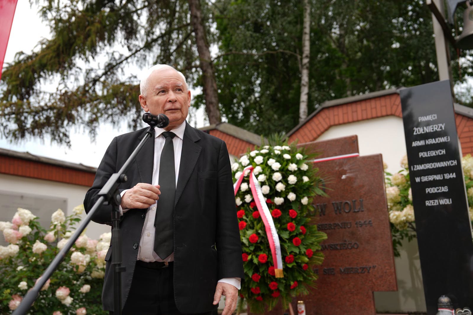 Kaczyński: teraz Polska jest zagrożona w inny sposób!