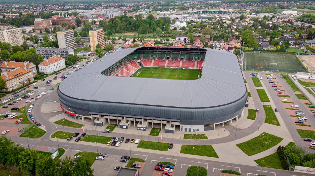 Tychy. Utrudnienia w ruchu w związku z meczem na Stadionie Miejskim